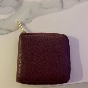 Cuyana zip wallet